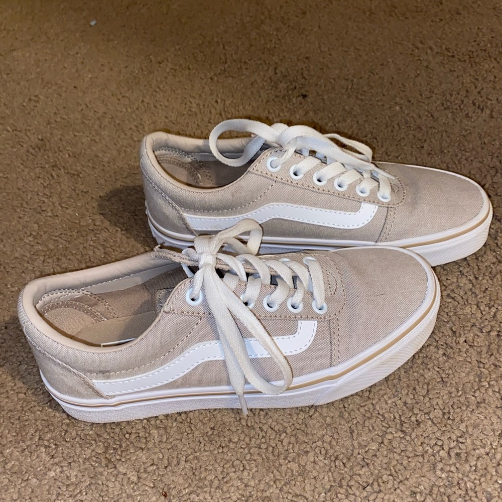 Women’s Vans - Ward Sneaker